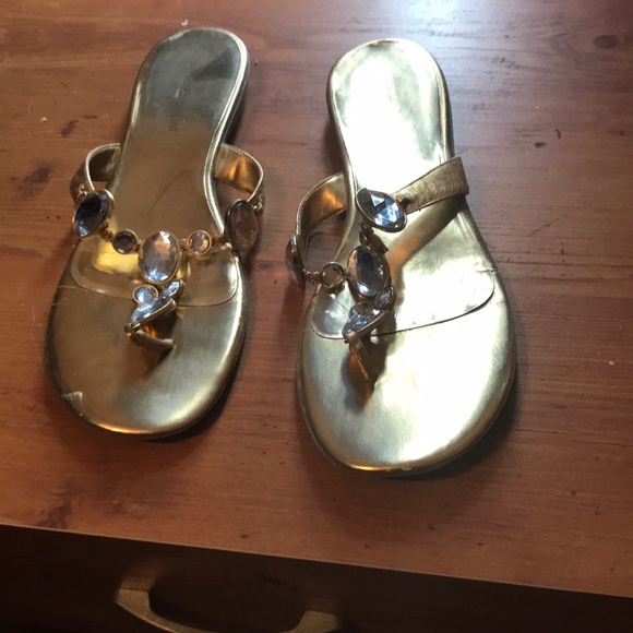 Enzo Angiolini Shoes - Gold enzo angioloni dressy sandal flats size 9.5m